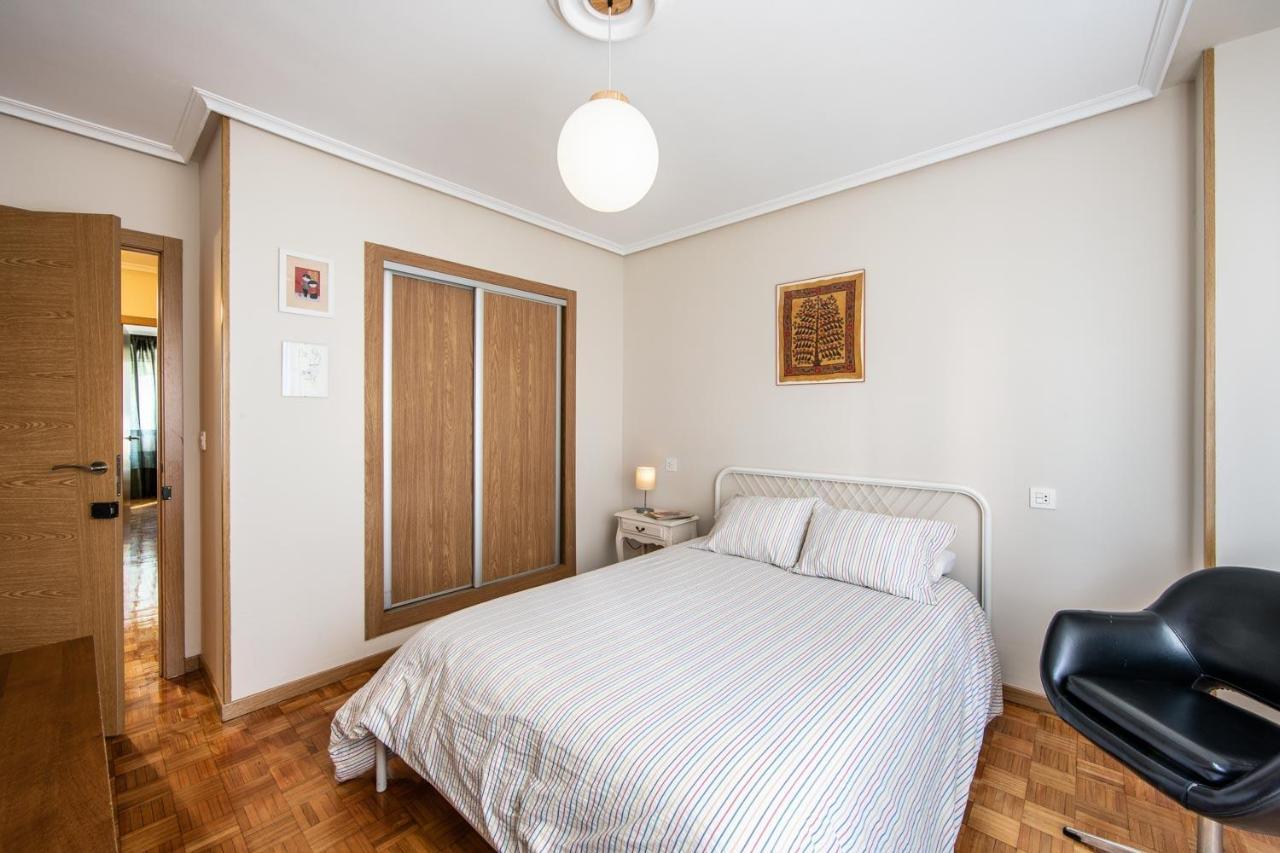 Magnifico Apartamento En El Centro De オビエド エクステリア 写真