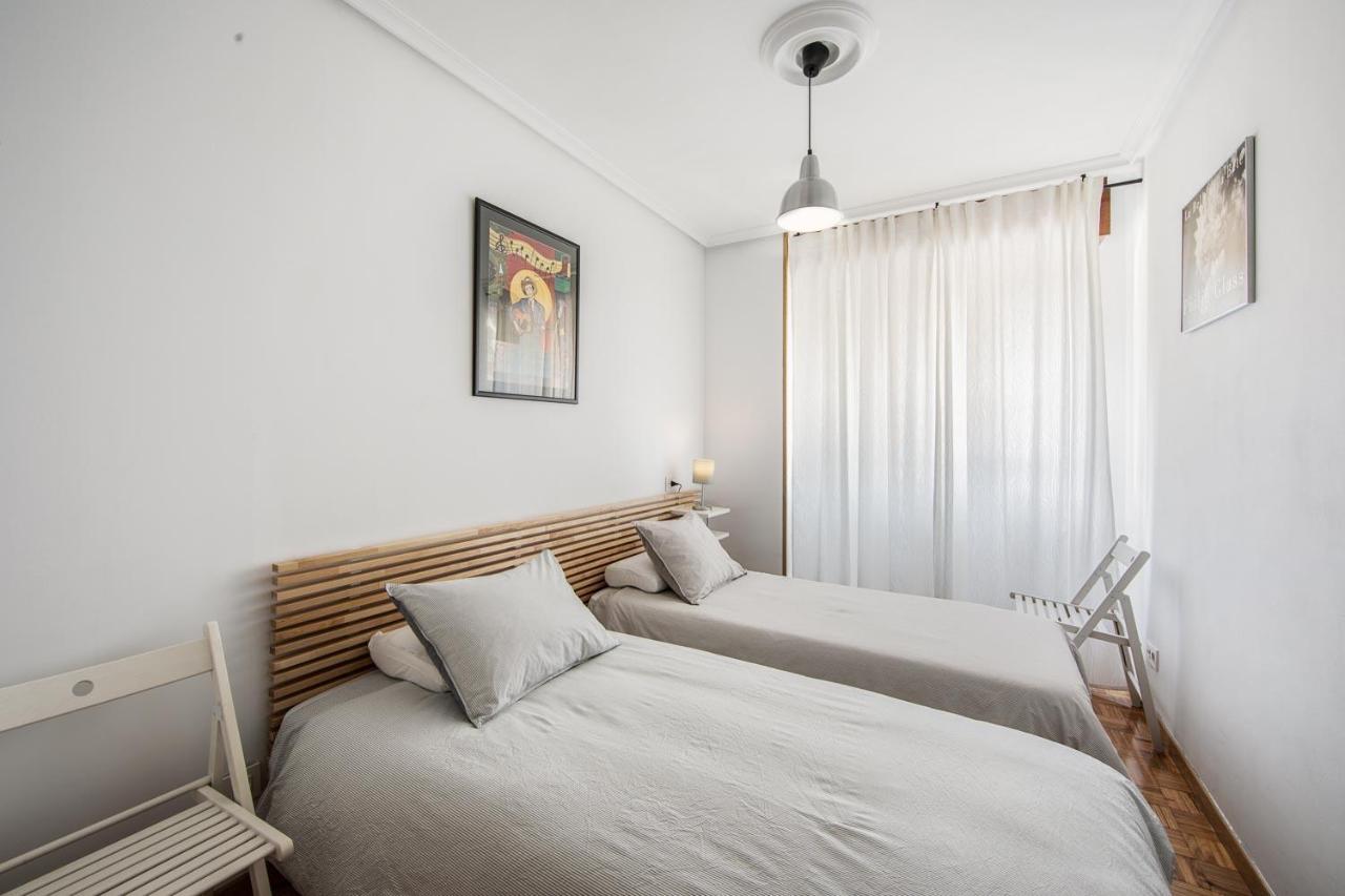 Magnifico Apartamento En El Centro De オビエド エクステリア 写真